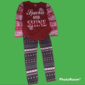 Girl’s size 10/12 Christmas leggings outfit